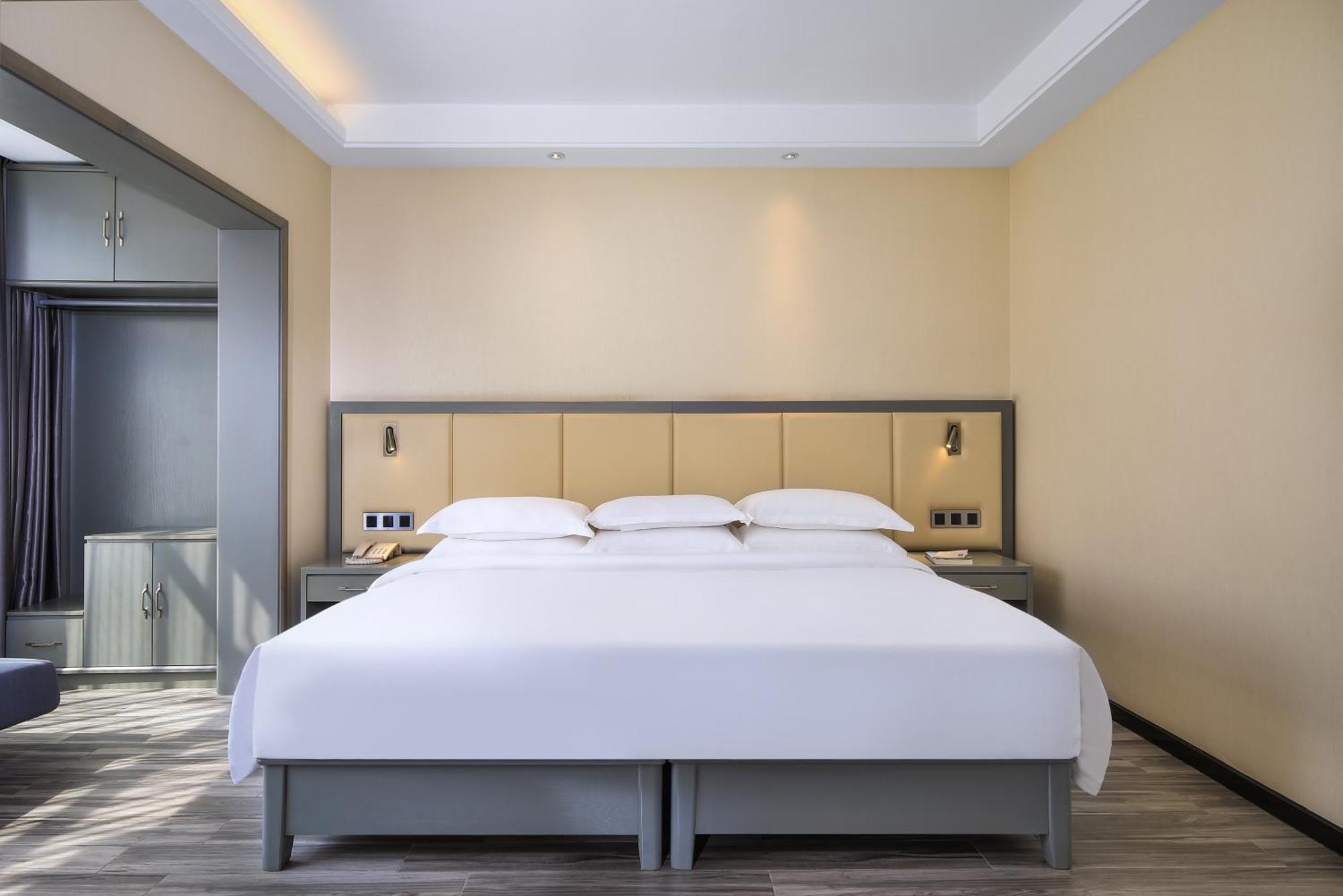 Wing Hotel Guilin - Central Square Quarto foto